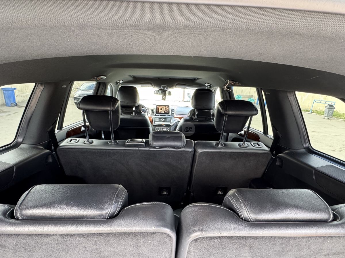 Mercedes-Benz GLS 350 - фото 7