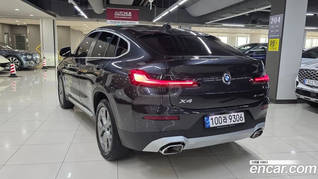 BMW X4 - фото 7