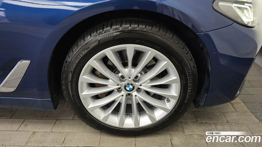 BMW 550 - фото 5