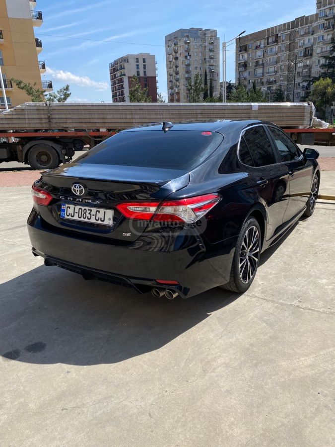 Toyota Camry - фото 12