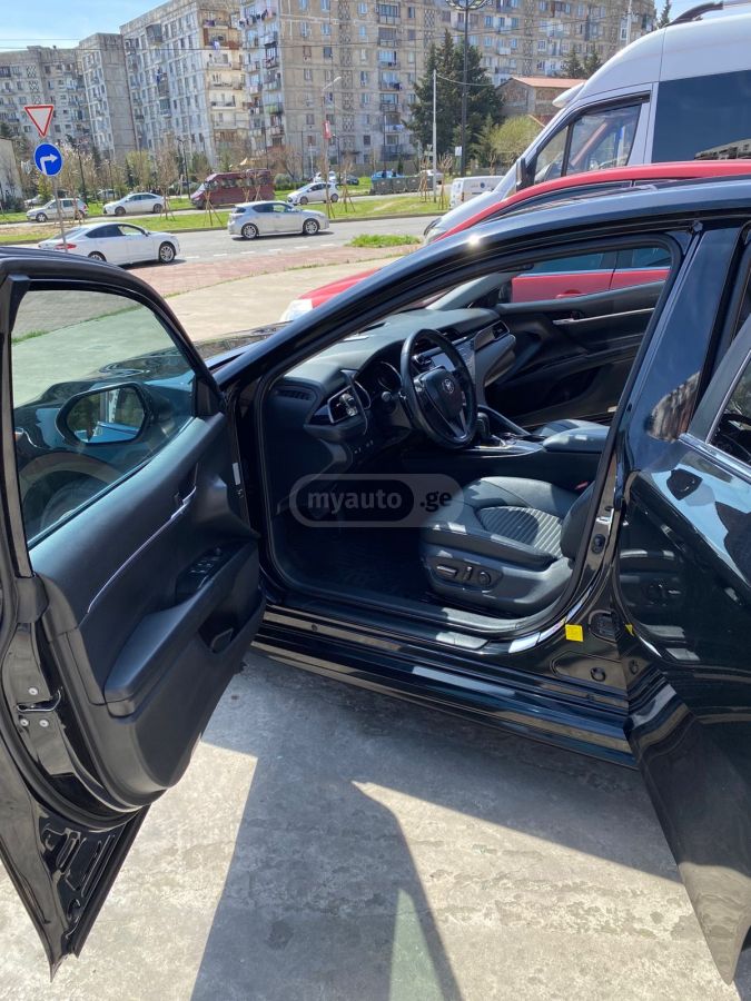 Toyota Camry - фото 7