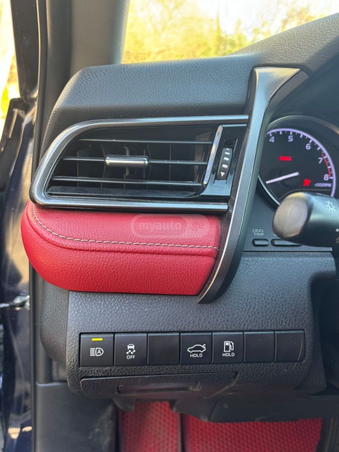 Toyota Camry - фото 10