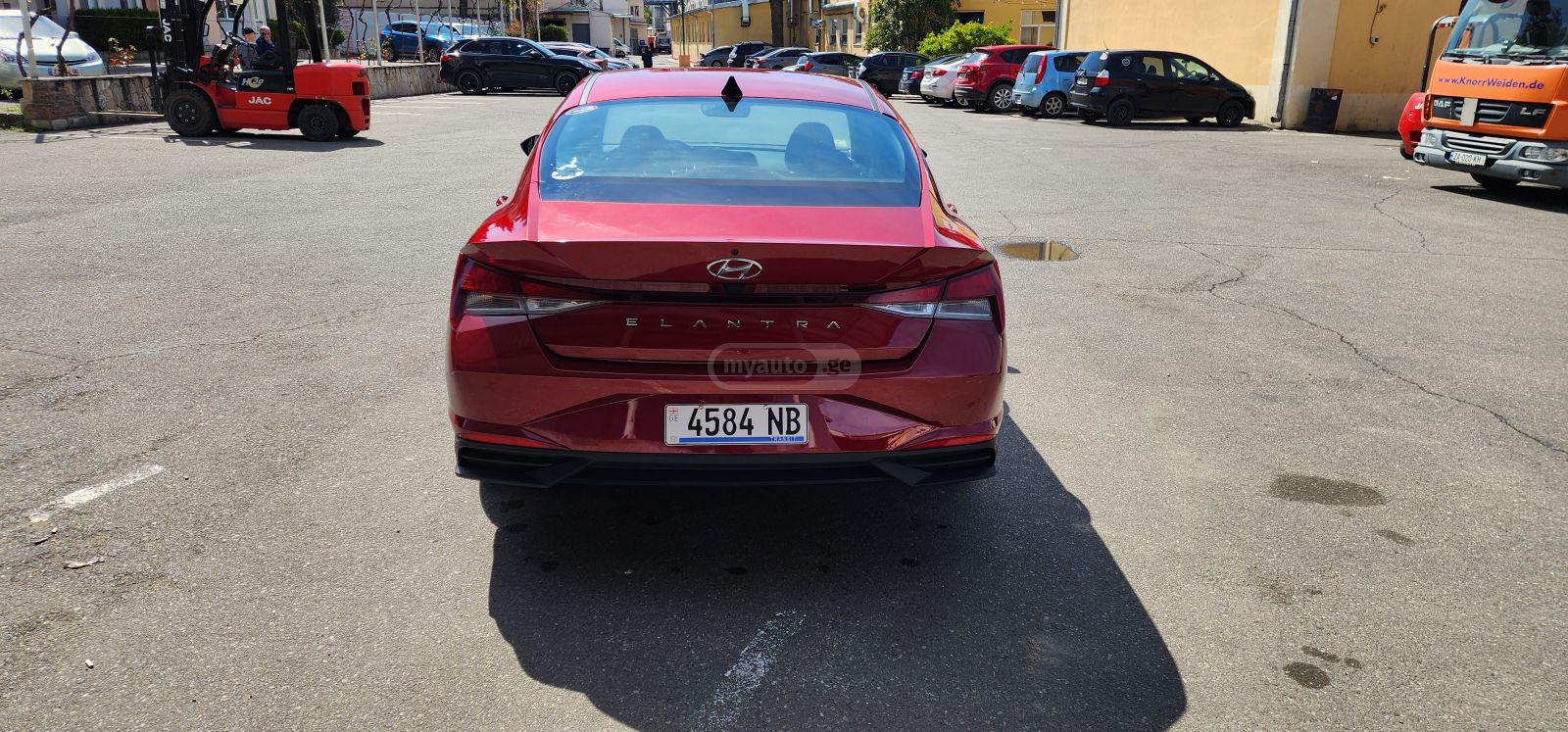Hyundai Elantra - фото 6