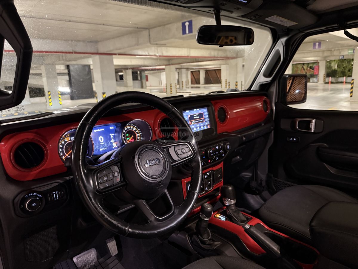 Jeep Sport 2dr 4x4 Manual — миниатюра 9