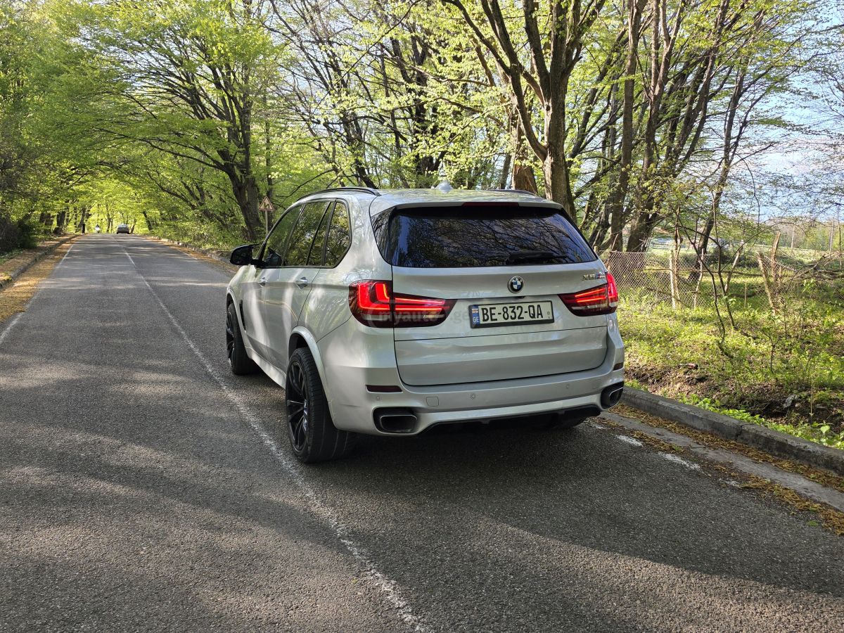BMW X5 - фото 5