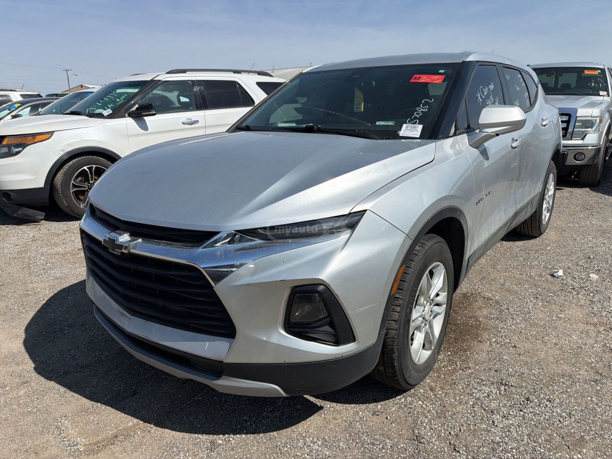 Chevrolet Blazer - фото 1