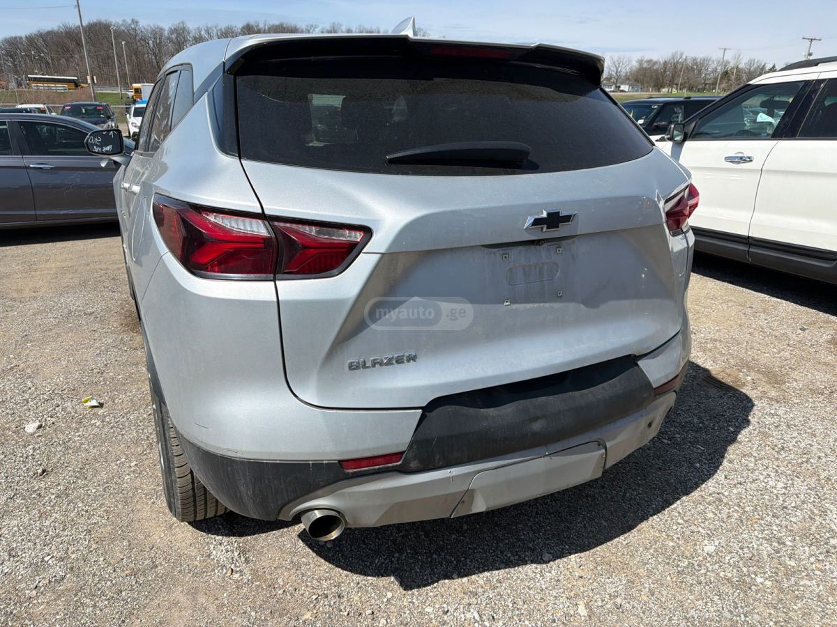 Chevrolet Blazer - фото 3