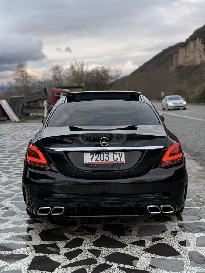 Mercedes-Benz C 300 - фото 6