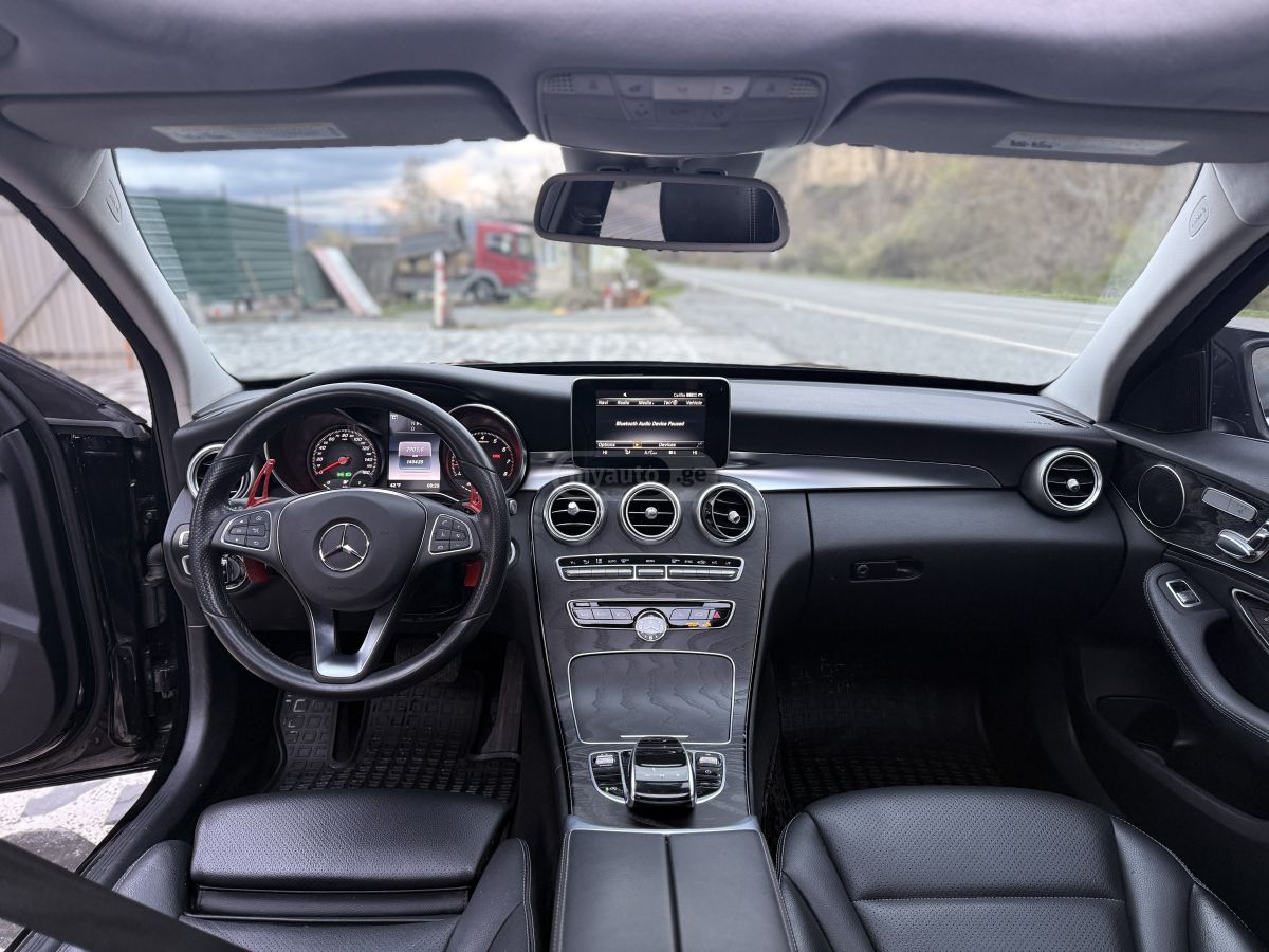 Mercedes-Benz C 300 - фото 8