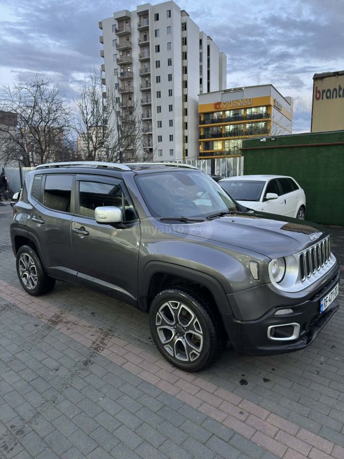Jeep Renegade - фото 4