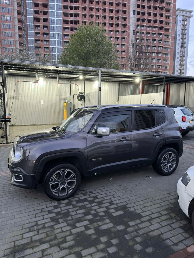 Jeep Renegade - фото 5
