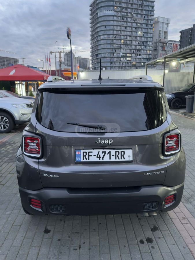 Jeep Renegade - фото 7