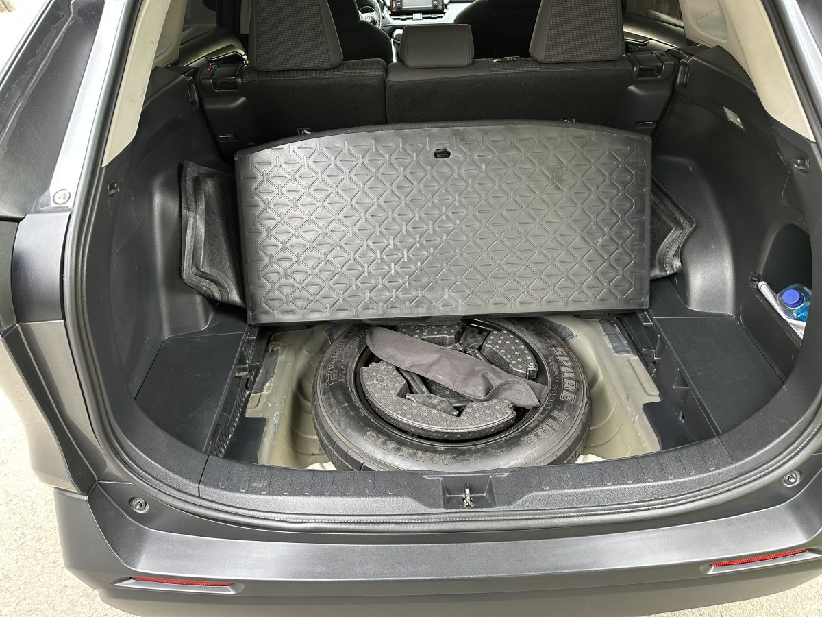 Toyota Rav 4 - фото 12