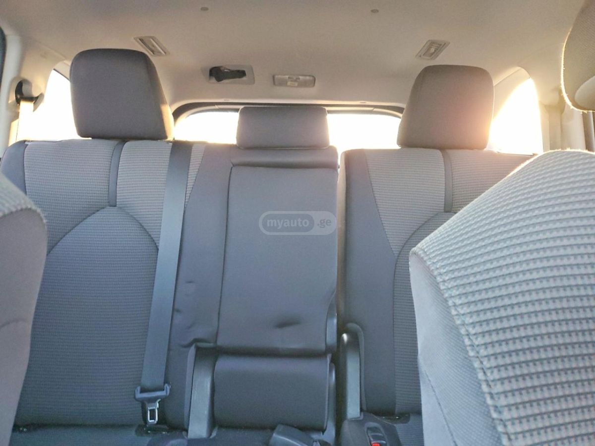 Toyota Highlander - фото 10