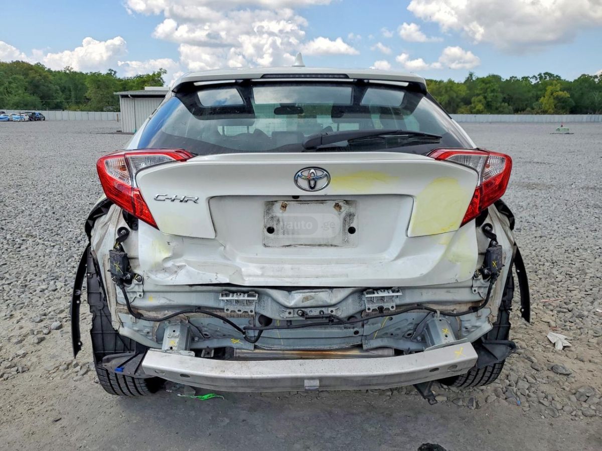 Toyota CHR - фото 6