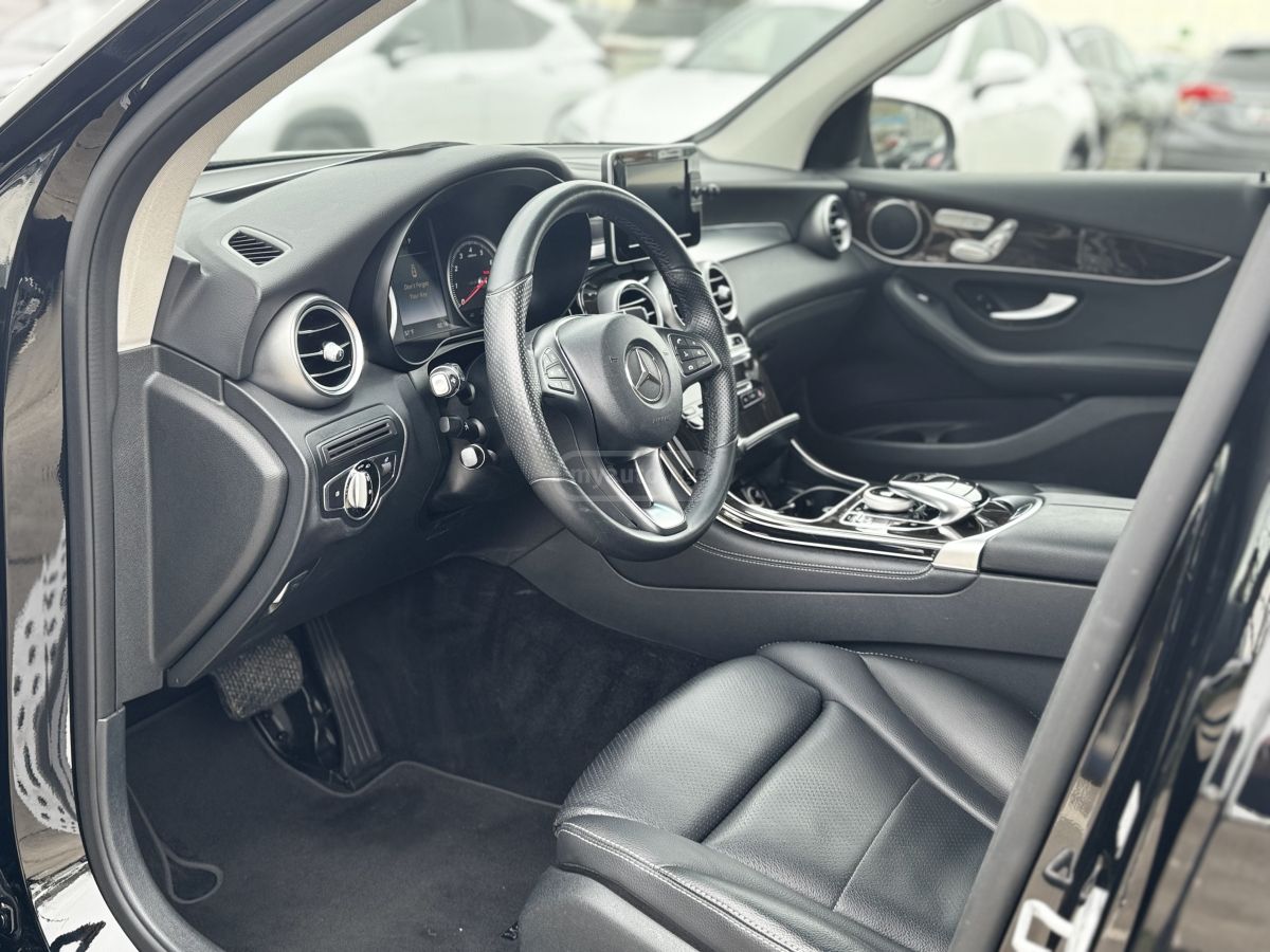 Mercedes-Benz GLC 300 - фото 6