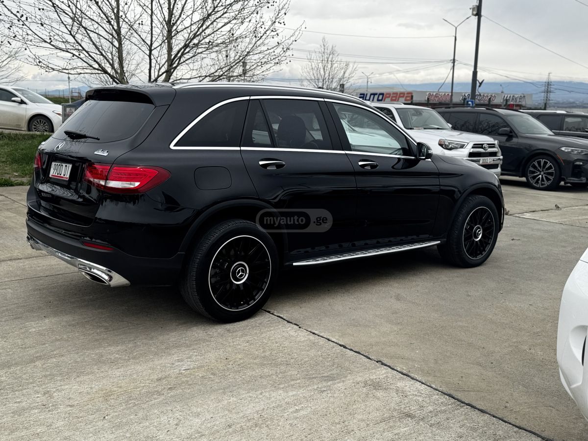 Mercedes-Benz GLC 300 - фото 7