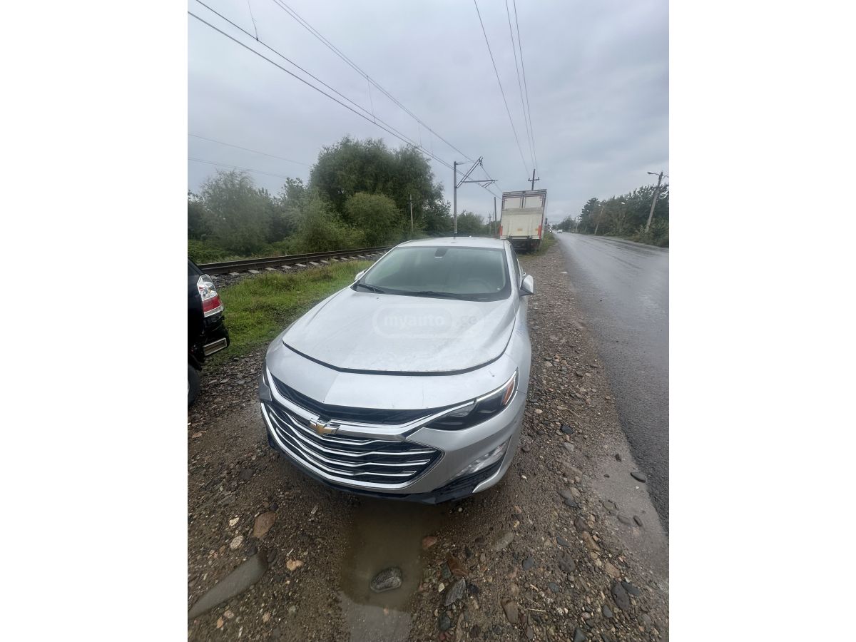 Chevrolet Malibu - фото 2