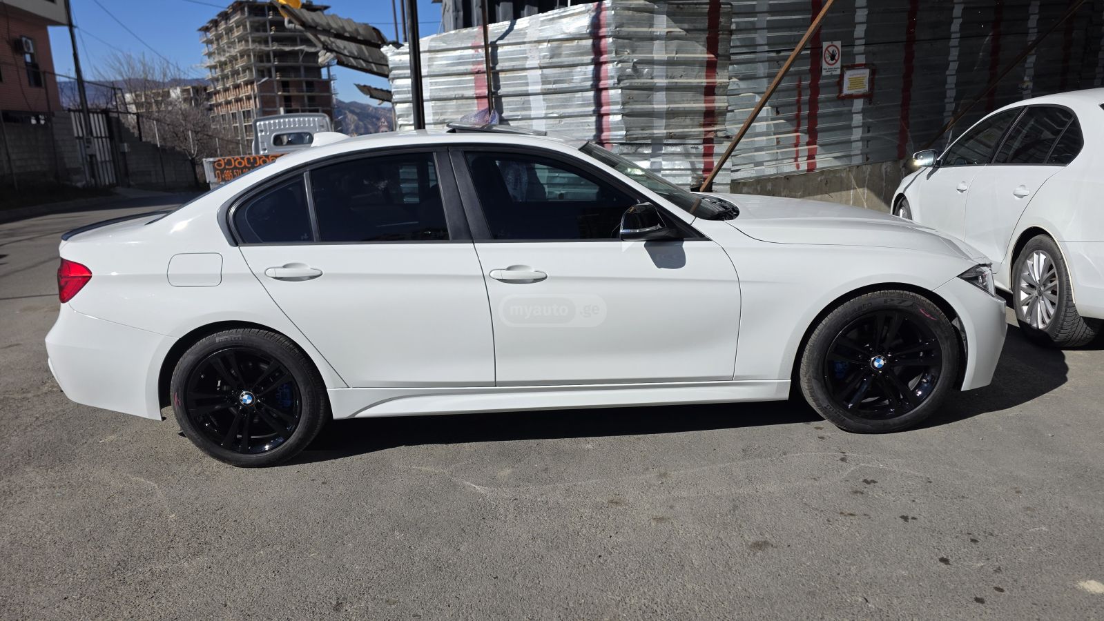 BMW 320 - фото 15