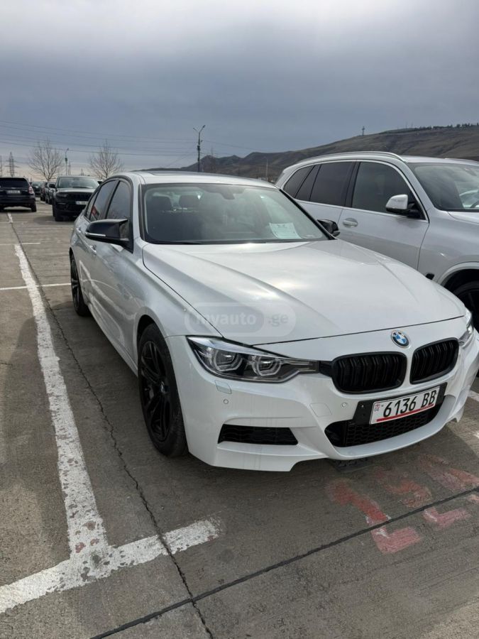 BMW 320 - фото 2
