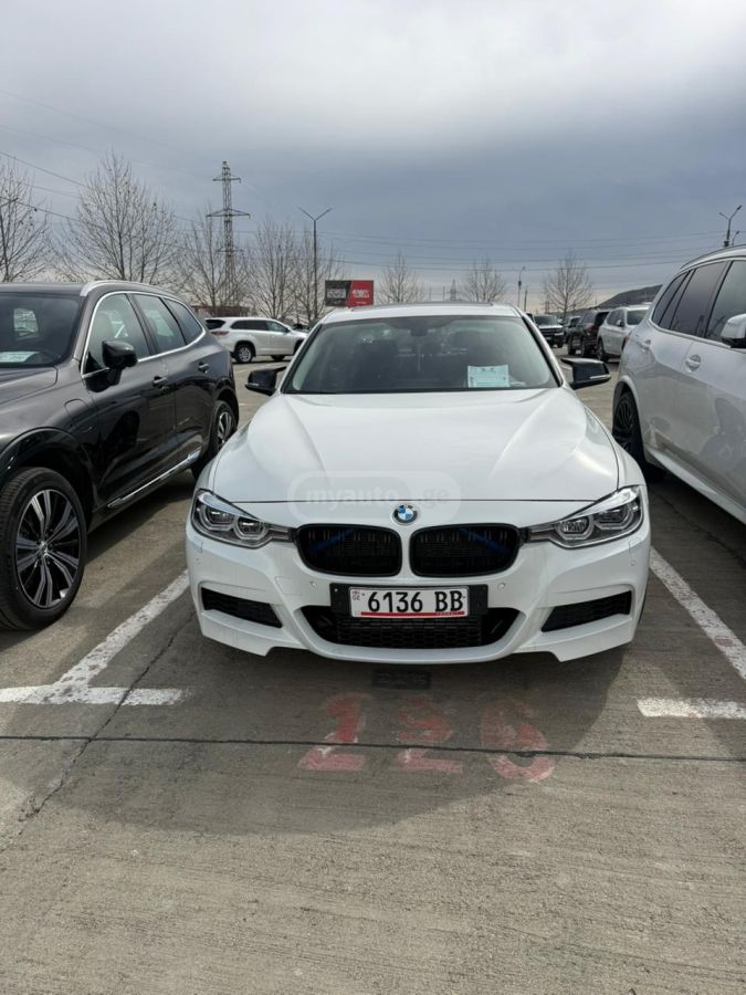 BMW 320 - фото 3