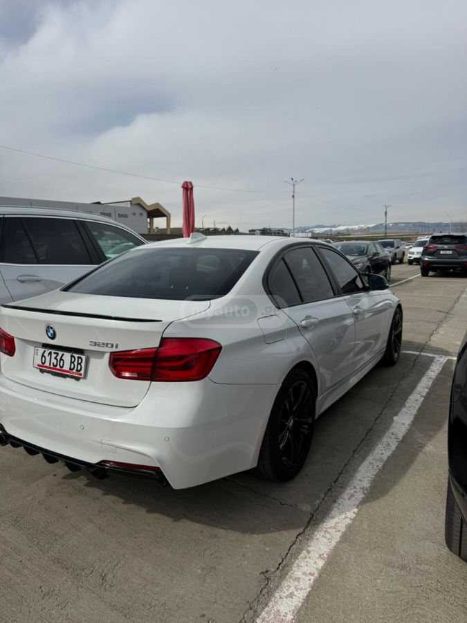 BMW 320 - фото 5