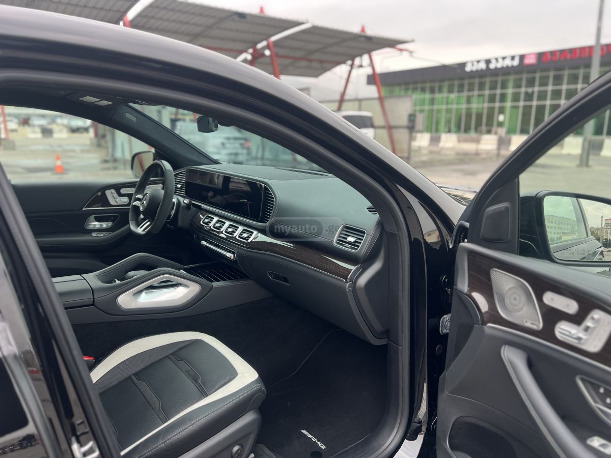 Mercedes-Benz GLE 63 AMG 2023 — миниатюра 8