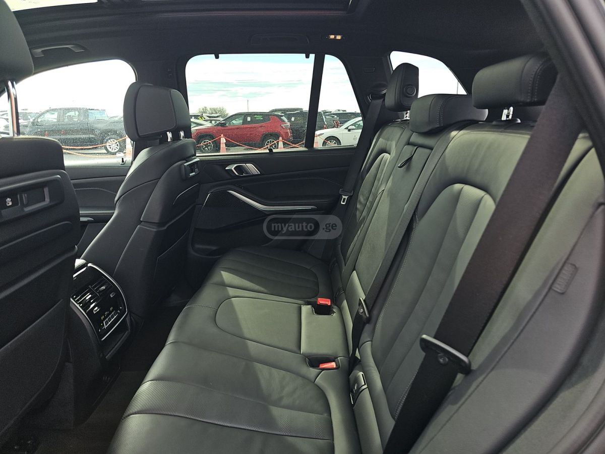 BMW X5 - фото 13