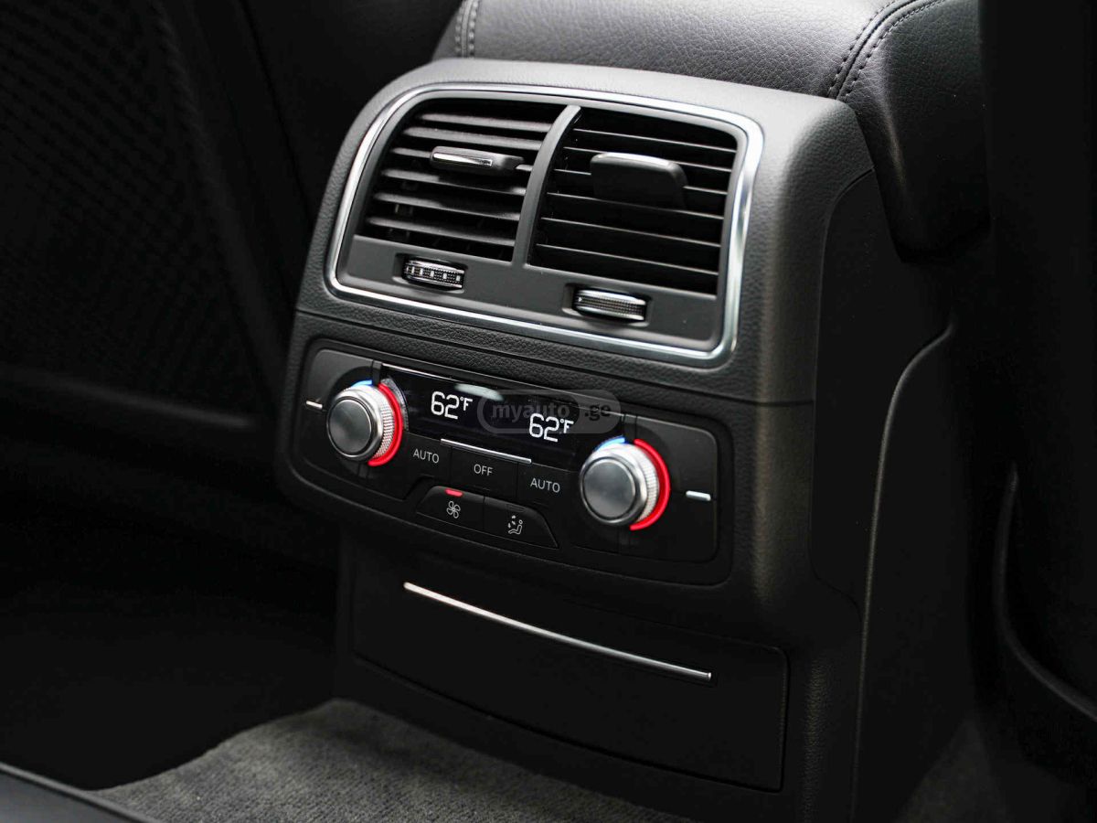 Audi A6 - фото 11