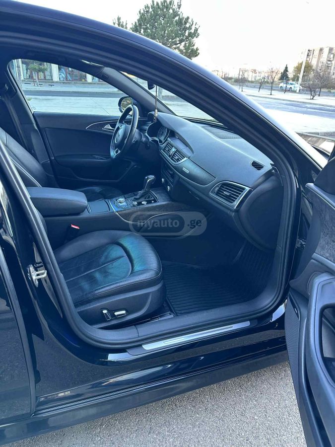 Audi A6 - фото 8