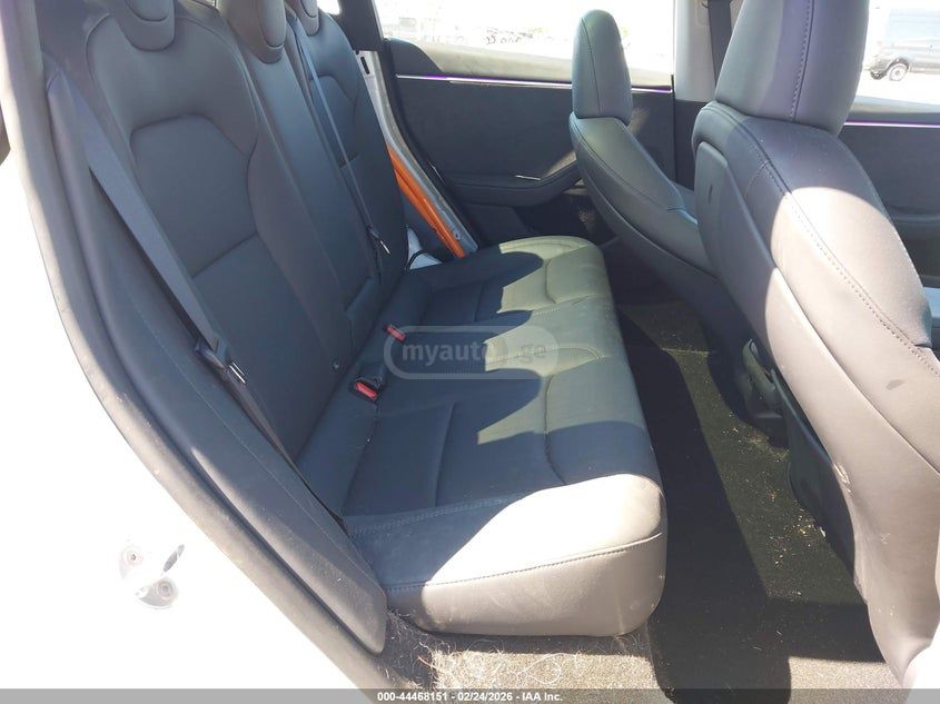 Tesla Model 3 2025 — миниатюра 12