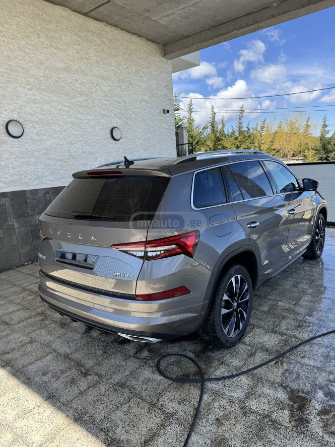 Skoda Kodiaq 2022 — миниатюра 2