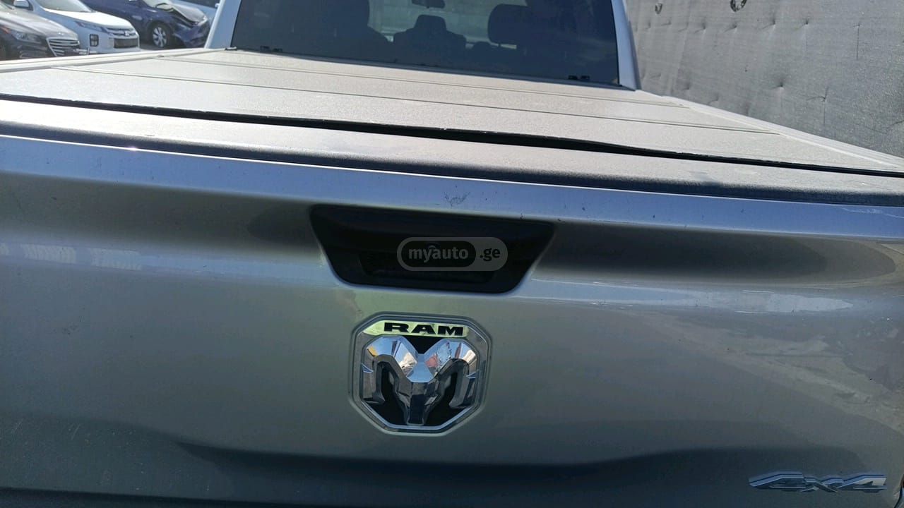 Dodge RAM 2022 — миниатюра 10