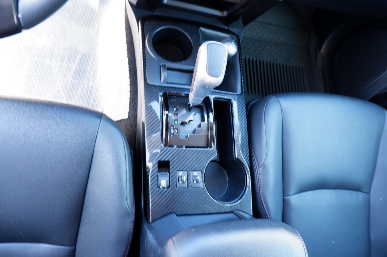 Toyota 4 Runner - фото 13