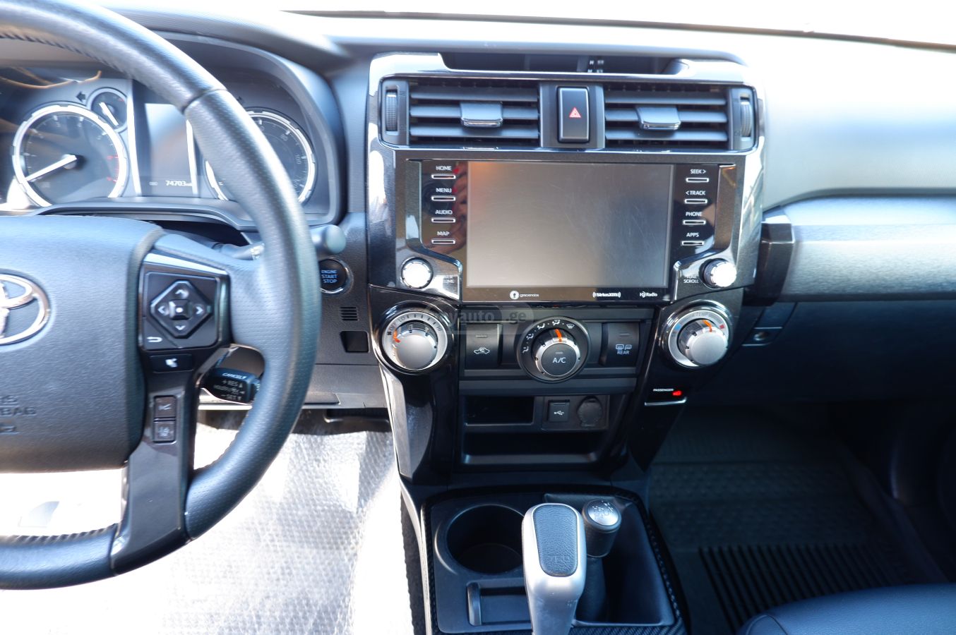 Toyota 4 Runner - фото 14