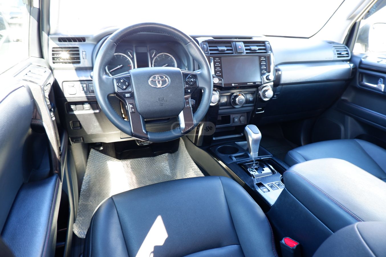 Toyota 4 Runner - фото 8