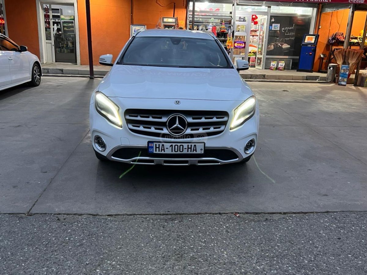 Mercedes-Benz GLA 250 - фото 2