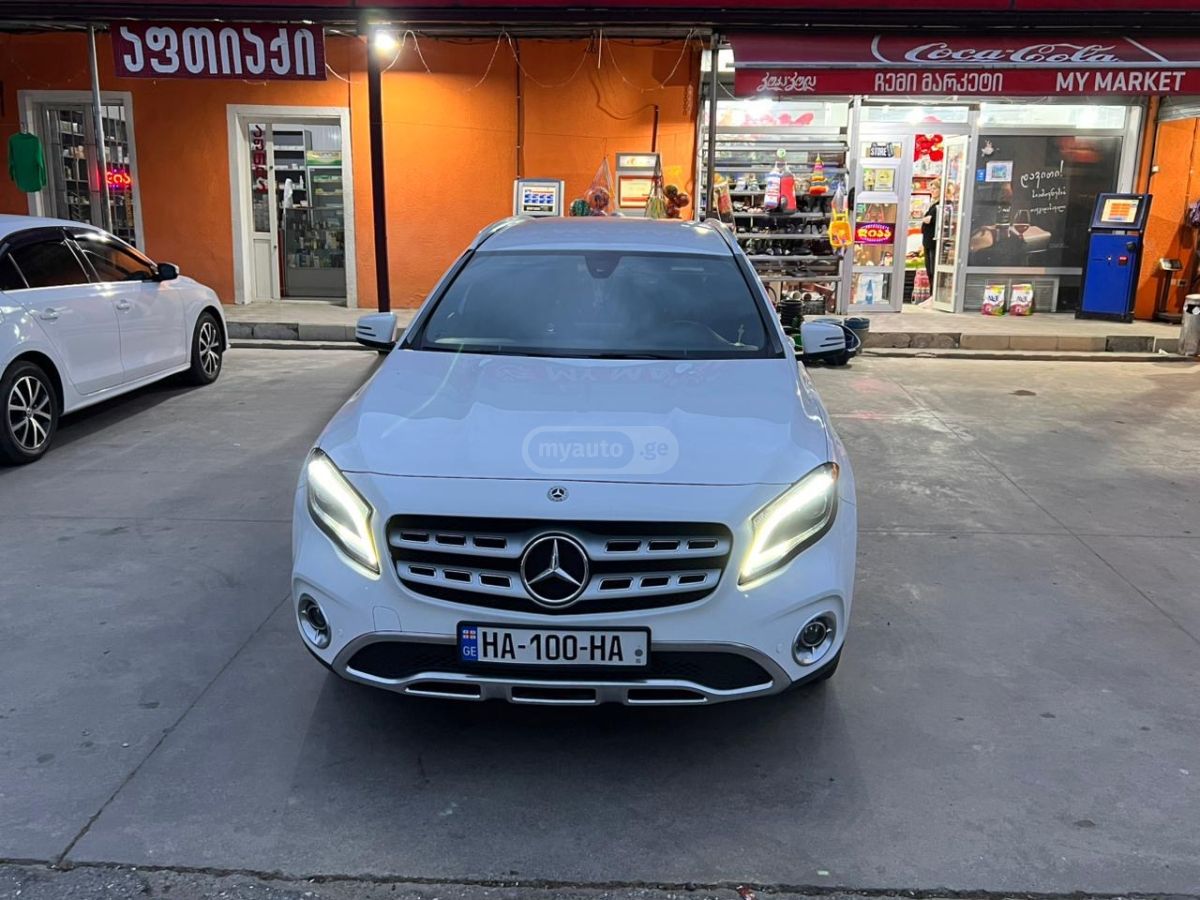 Mercedes-Benz GLA 250 - фото 3