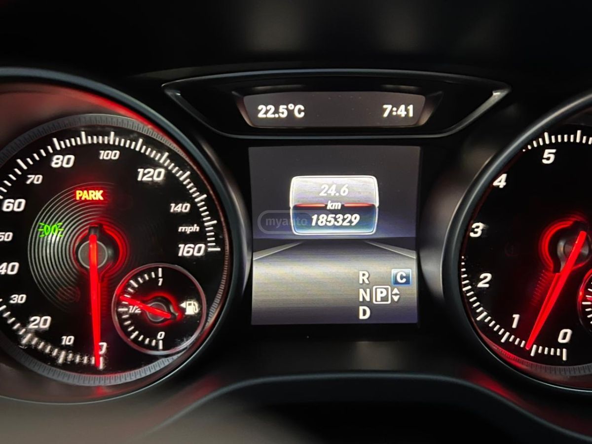 Mercedes-Benz GLA 250 - фото 7