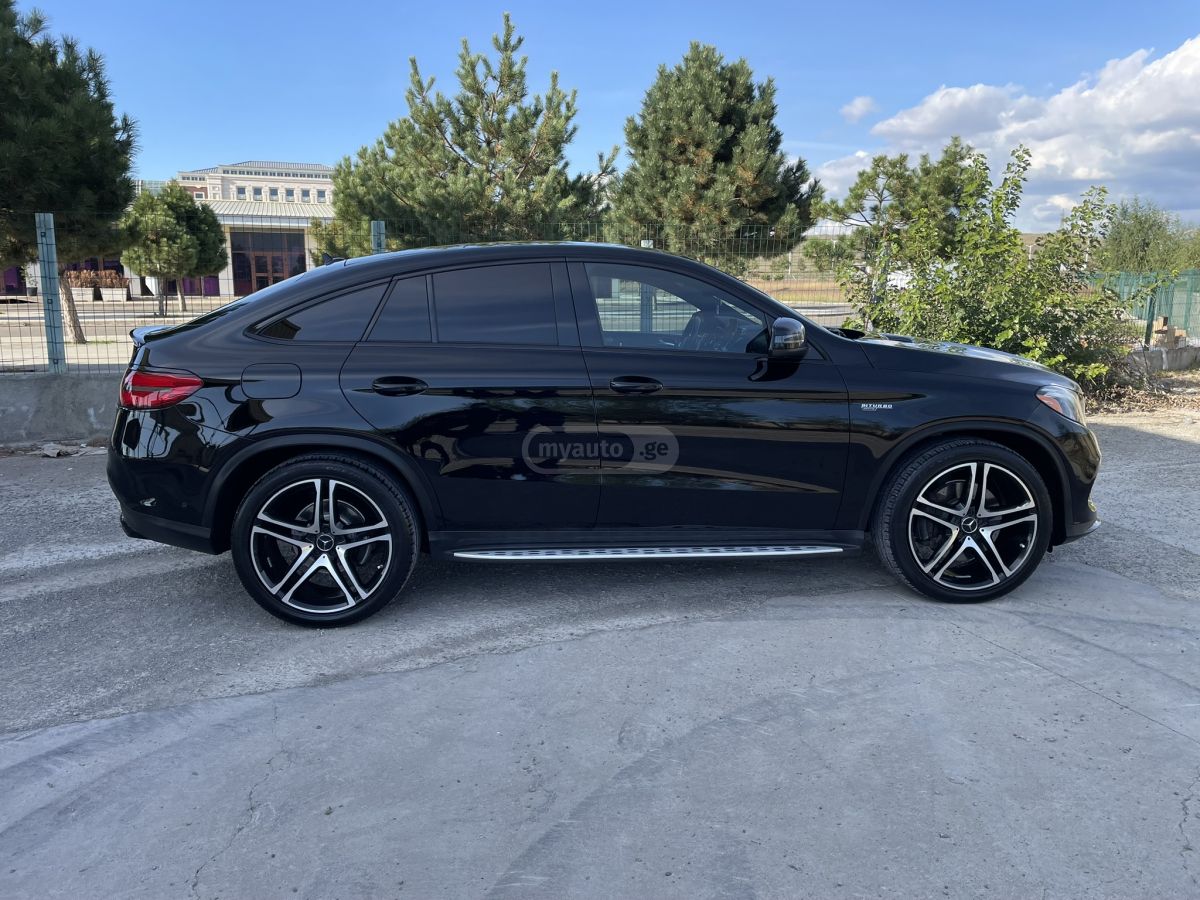 Mercedes-Benz GLE Coupe - фото 12
