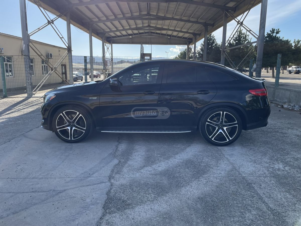 Mercedes-Benz GLE Coupe - фото 8