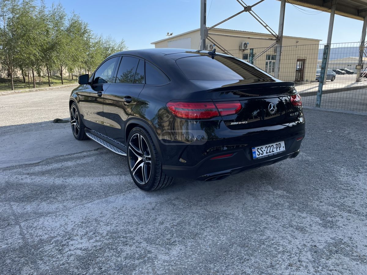 Mercedes-Benz GLE Coupe - фото 9