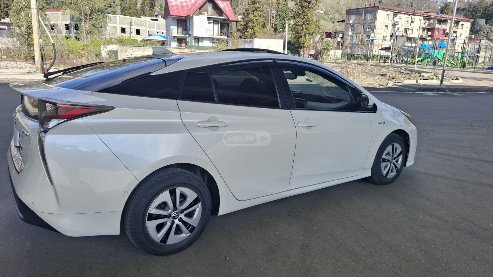 Toyota Prius - фото 5