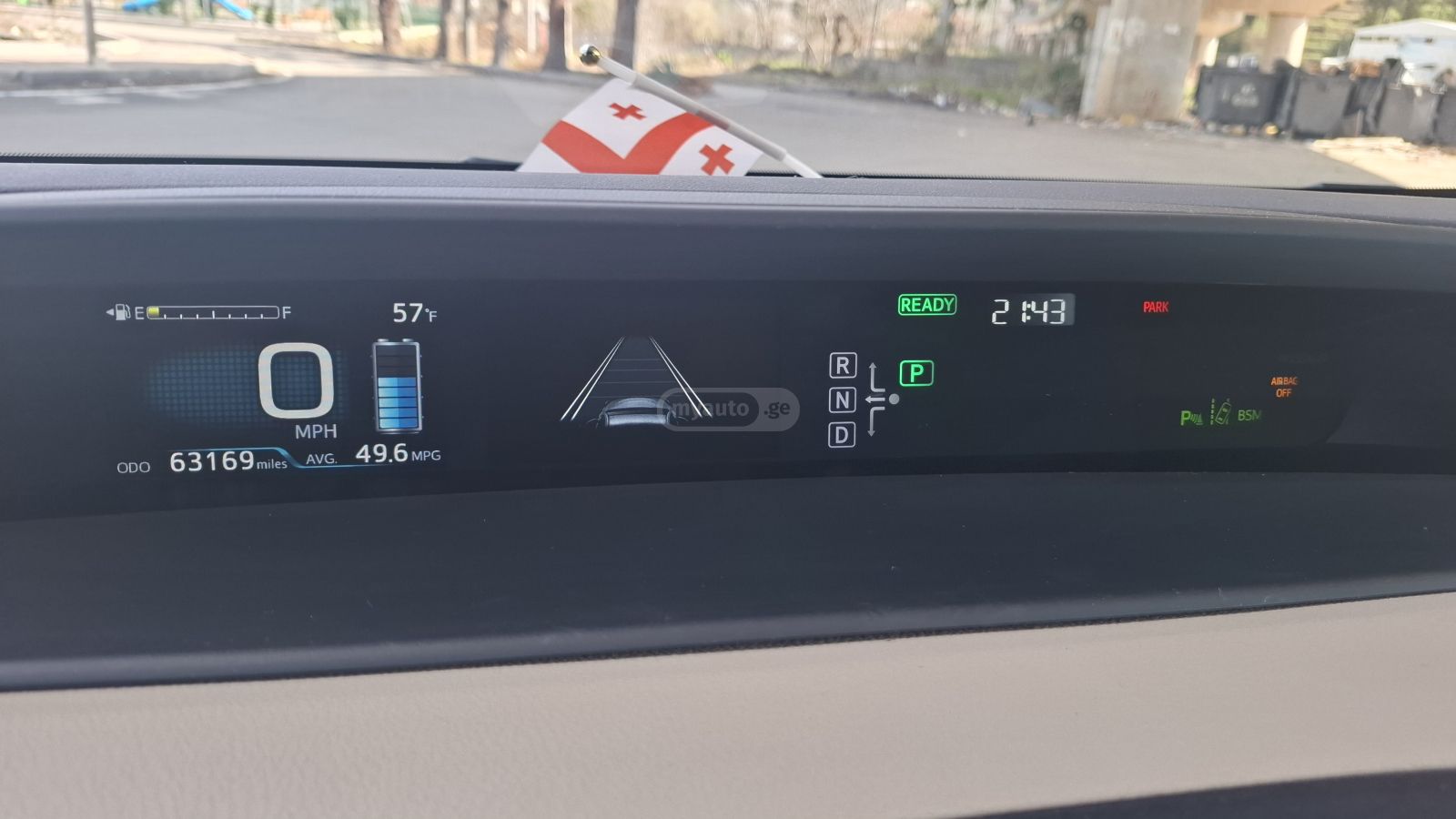 Toyota Prius - фото 8