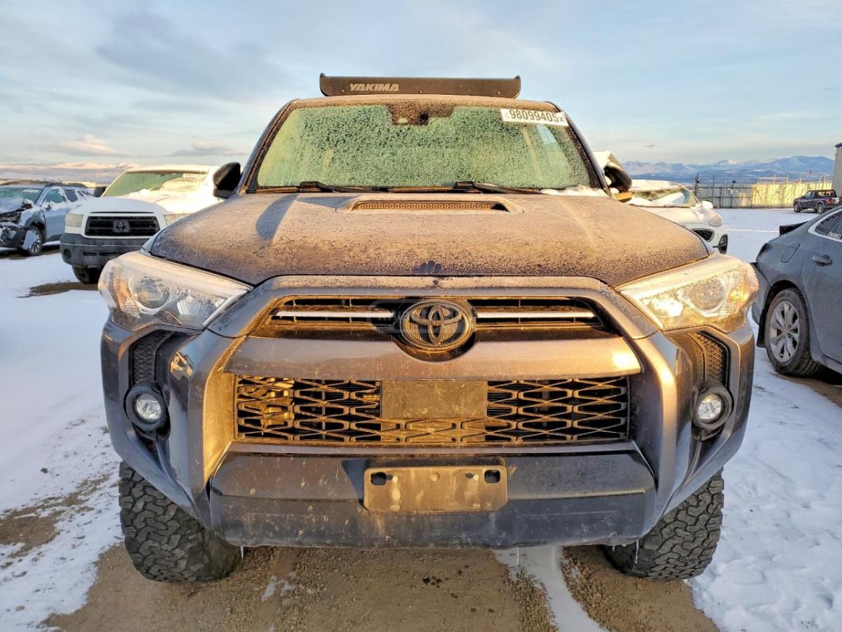 Toyota 4 Runner - фото 5