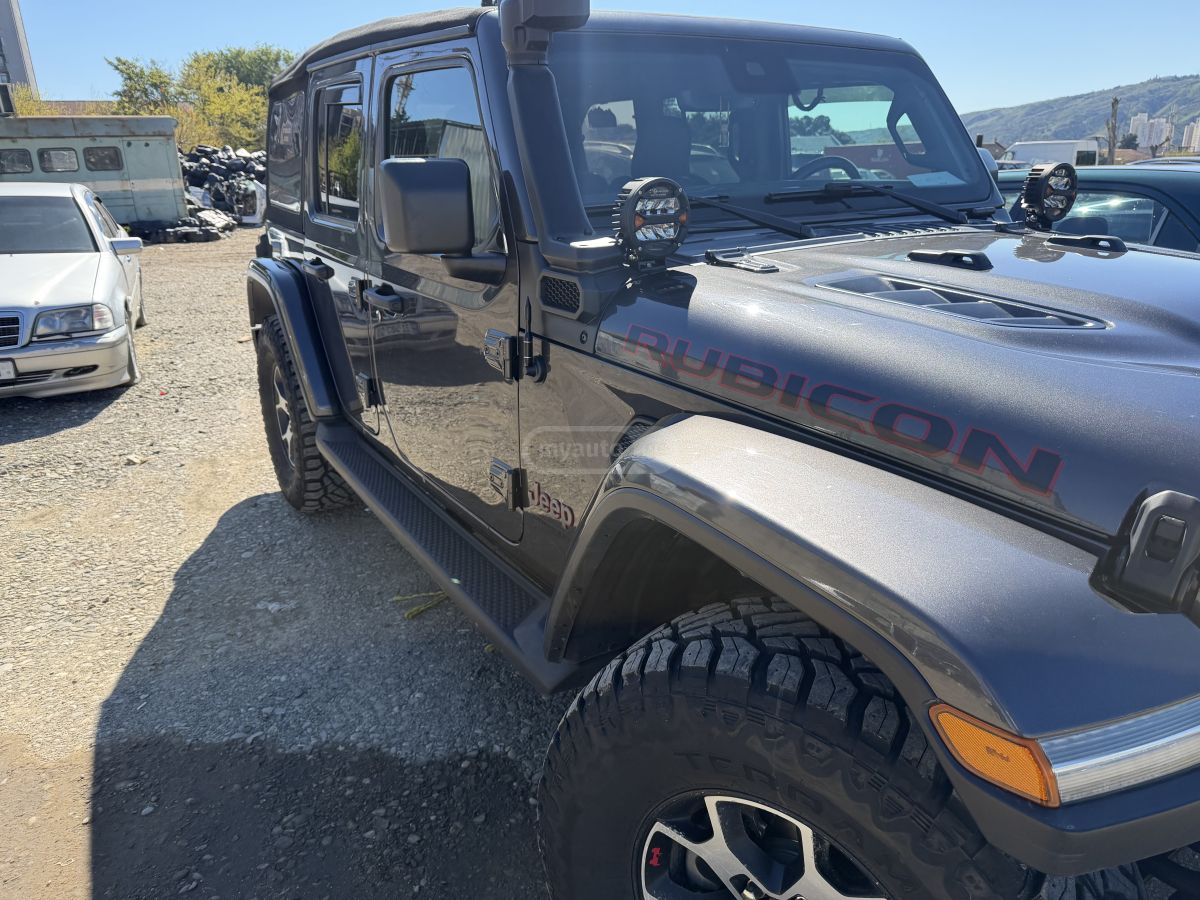 Jeep Wrangler - фото 13