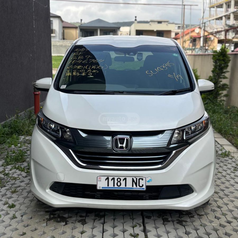 Honda Freed - фото 6