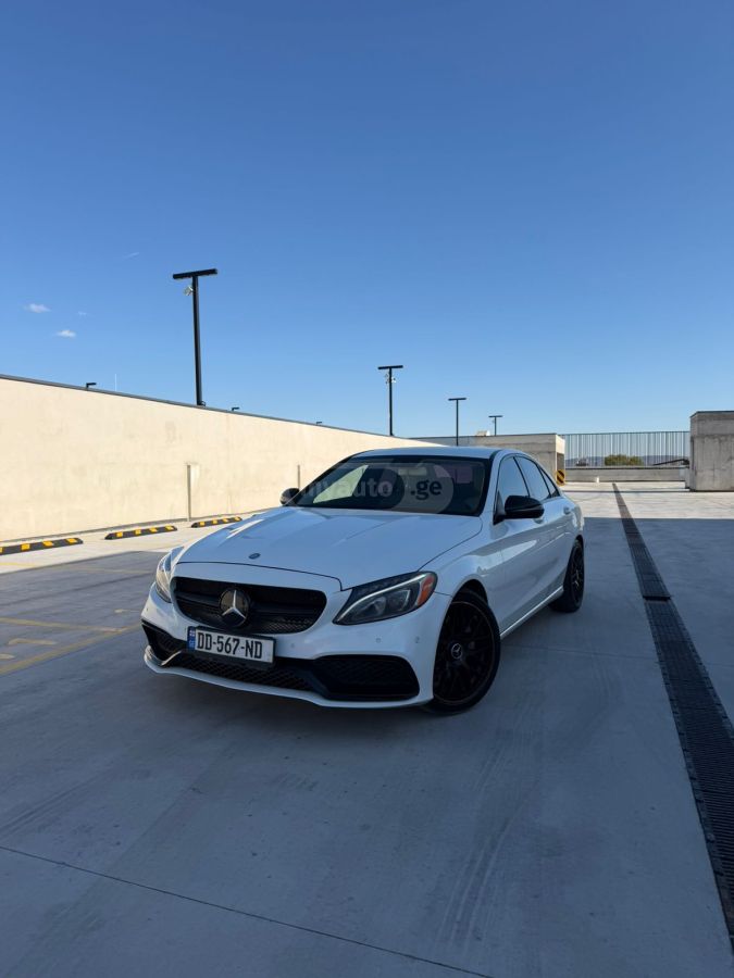 Mercedes-Benz C 300 - фото 1