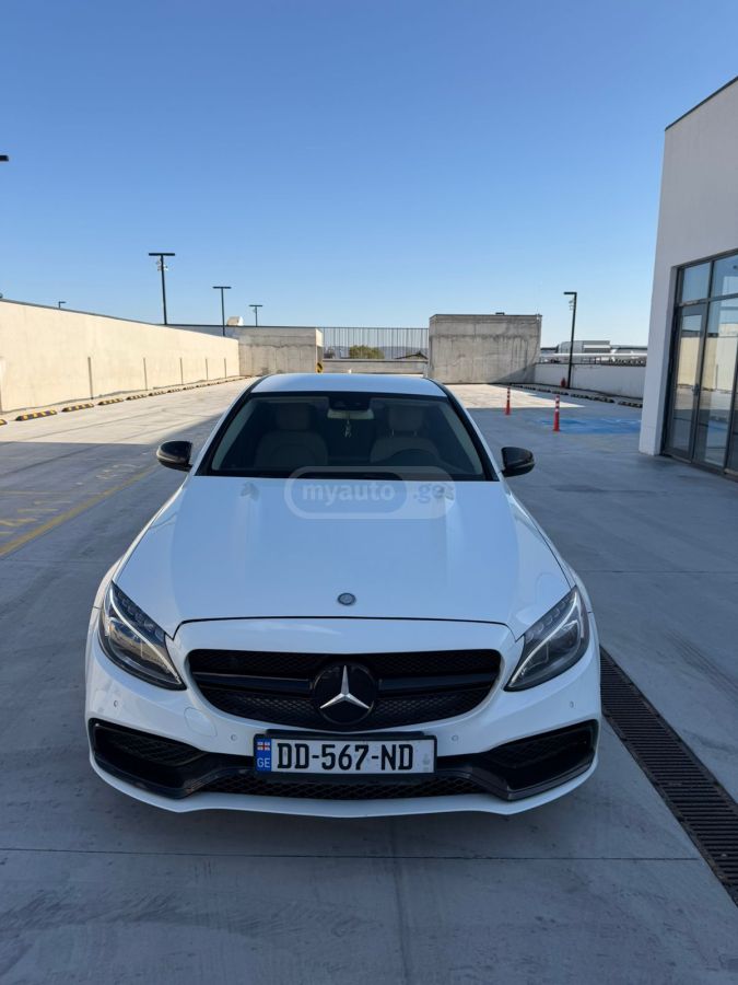 Mercedes-Benz C 300 - фото 6