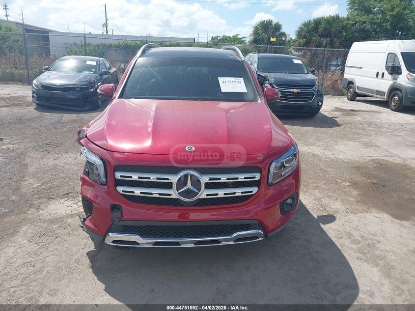 Mercedes-Benz GLB 250 - фото 10